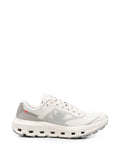 On Cloudvista 3 Sneakers On