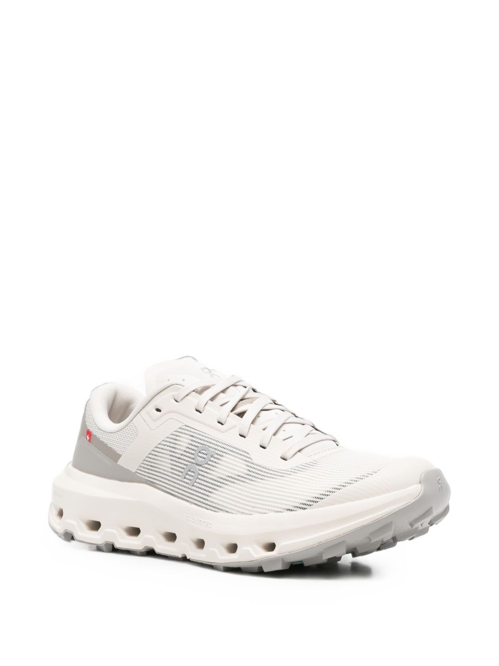 On Cloudvista 3 Sneakers On