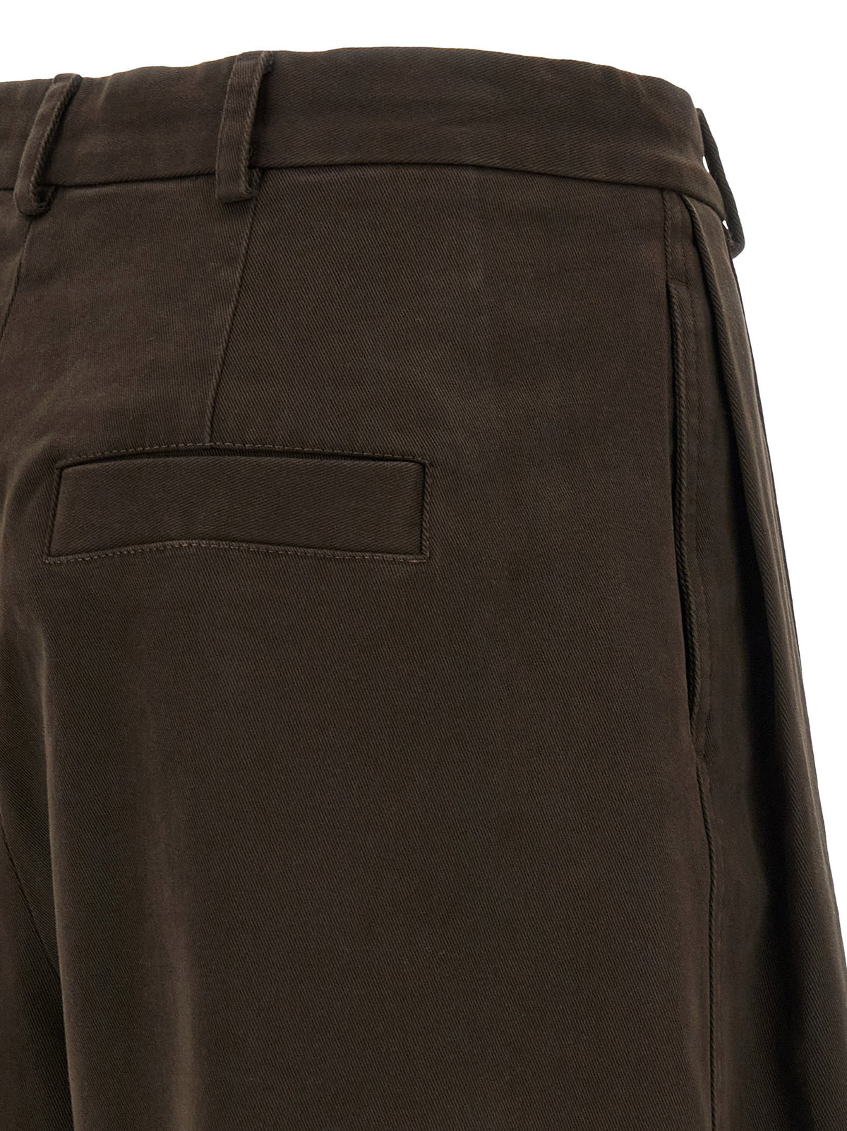 Tela Lake Bermuda Shorts Tela
