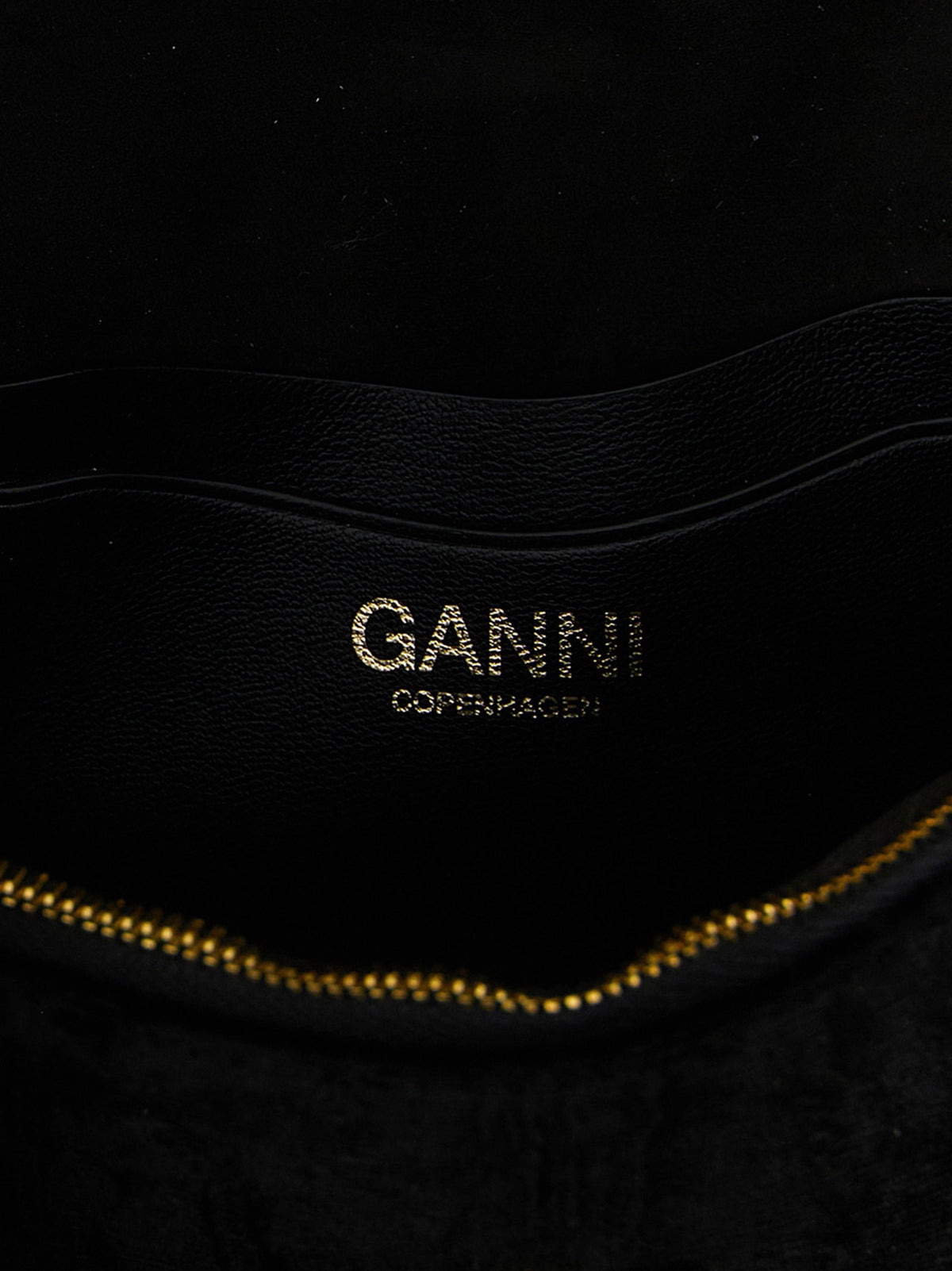 Ganni Lulu Wallet On Chain