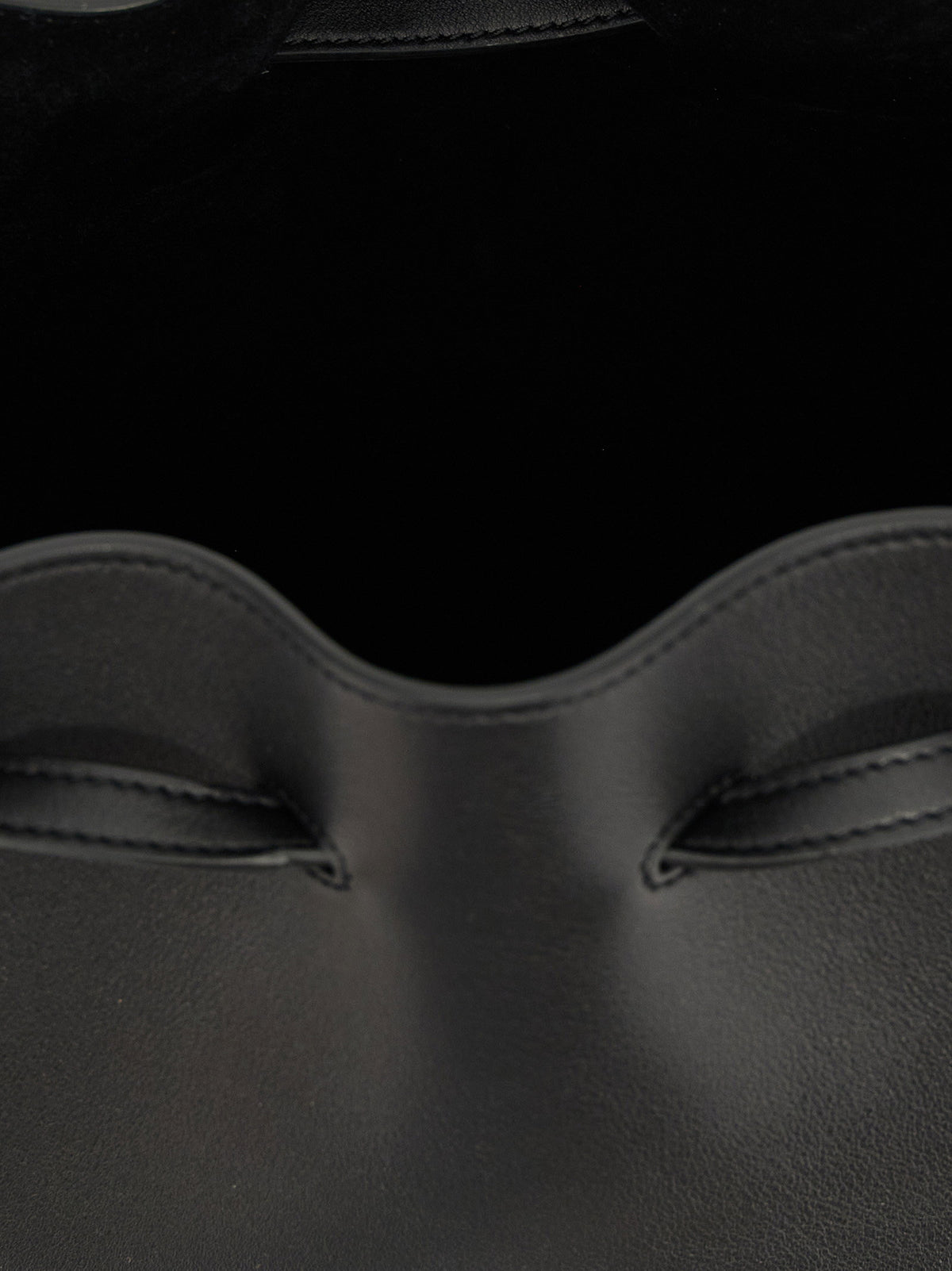 Valentino Garavani Vlogo Signature Shoulder Bag